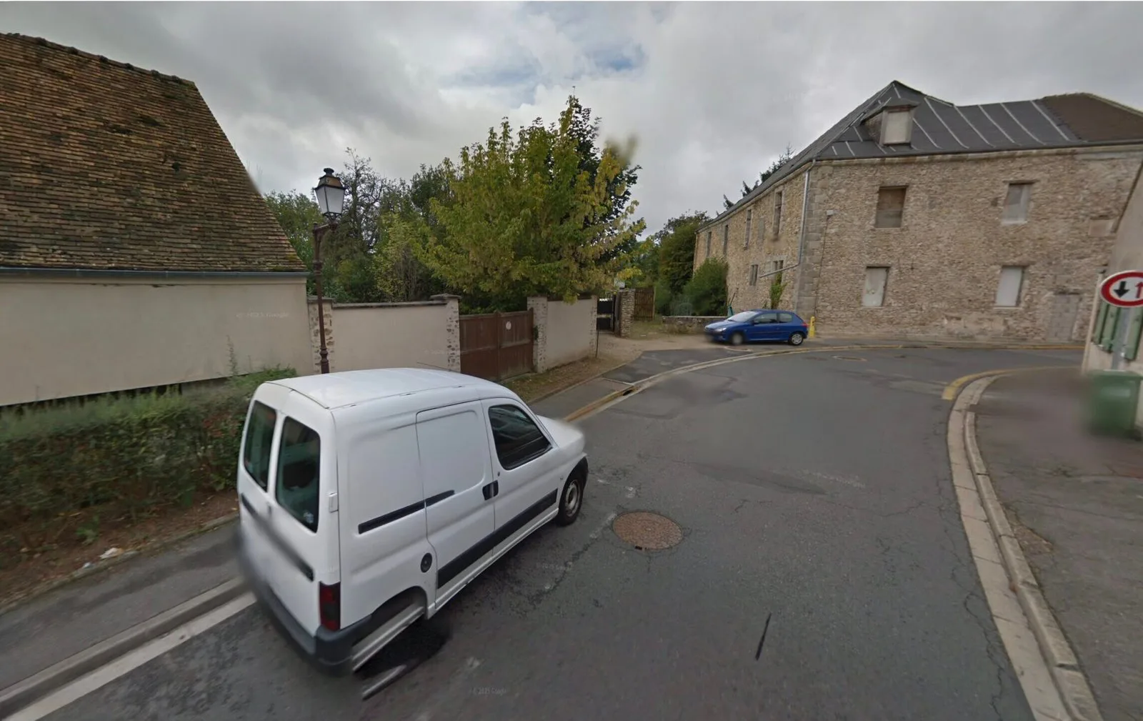 RUE_BASSE_LAVOIR_VOITURE